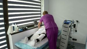 Bazele de tratament de pe litoral sunt la mare căutare. Partea de sejur pe care o plătesc pacienții cu trimitere de la medic