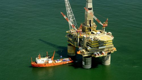 Nicolae Ciucă, întrebat dacă Statul român va primi 60% din exploatările gazelor offshore: ”Sunt cifrele spuse de dumneavoastră. E win-win”/ Ciucă: La toamnă România va folosi gaz lichefiat american