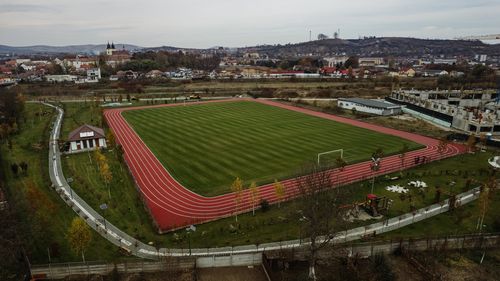 Stadionul de la Blaj a fost reabilitat pentru 260.000 de euro, dar pista de atletism nu respectă normele pentru organizarea competițiilor de profil