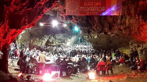 Concert în acest weekend în Peștera Românești din Munții Poiana Ruscă, un eveniment unic în România ce marchează 40 de ani de tradiție / Povestea începe de la medicul psihiatru Constantin Lupu