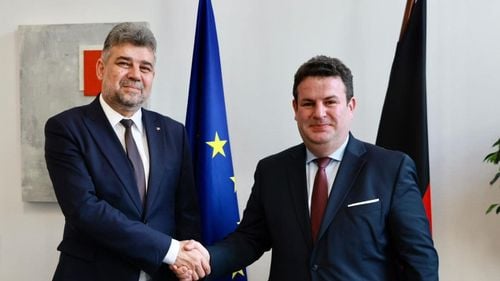 Ciolacu, la întâlnirea cu ministrul Muncii din Germania: I-am transmis că la fel cum social-democraţii germani au impus majorarea salariului minim în această toamnă, PSD a reuşit să-şi convingă partenerii de coaliţie de necesitatea creşterii de la 1 ianuarie 2023 a salariului minim la 3.000 de lei