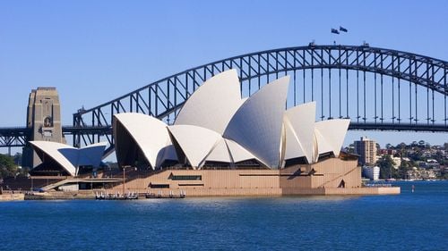 Australia se confruntă cu o creștere a atacurilor antisemite / Poliția investighează legăturile cu infractori plătiți: „Nu este clar cine sau de unde provin plățile”