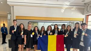 „Vom găsi o cale de decontare”, spune Ligia Deca, pentru olimpicii la chimie care și-au plătit din banii lor deplasarea în Indonezia, la Olimpiada Internațională de Chimie Aplicată
