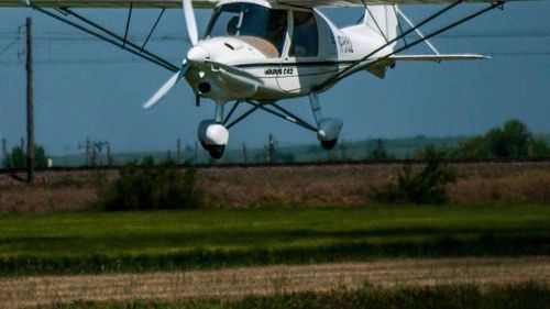 Bărbatul care pilota avionul de mici dimensiuni prăbușit la Iași este un cunoscut arhitect, consilier local AUR, Marian Jan Chiriţă / I-au fost amputate ambele picioare / Mesajul AUR: „Îi dorim multă putere, răbdare și o recuperare cât mai grabnică”