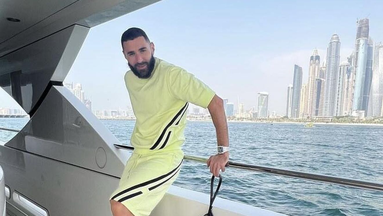 Benzema şi-a redeschis contul de Instagram: Aş vrea să fiu ţinut minte drept cineva care a început de jos şi a urcat în vârf pe cont propriu