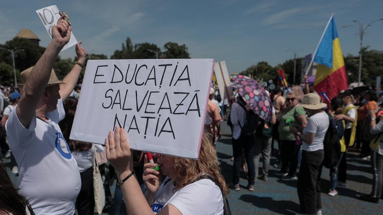 Ciolacu cere criterii de performanță pentru creșterea salariilor profesorilor și susține că în 2024 va aloca cel mai mare buget pentru educație