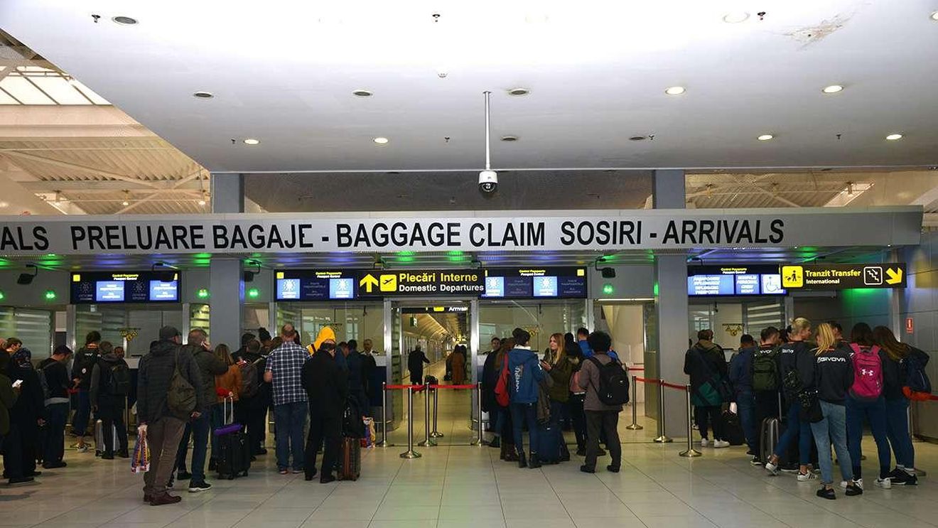 IGPR cumpără bilete de avion de până la 11 milioane euro pentru ca polițiștii să aducă acasă cetățeni români extrădați din alte țări. Miami, Costa Rica, Tenerife, Seul, Ibiza, printre destinații