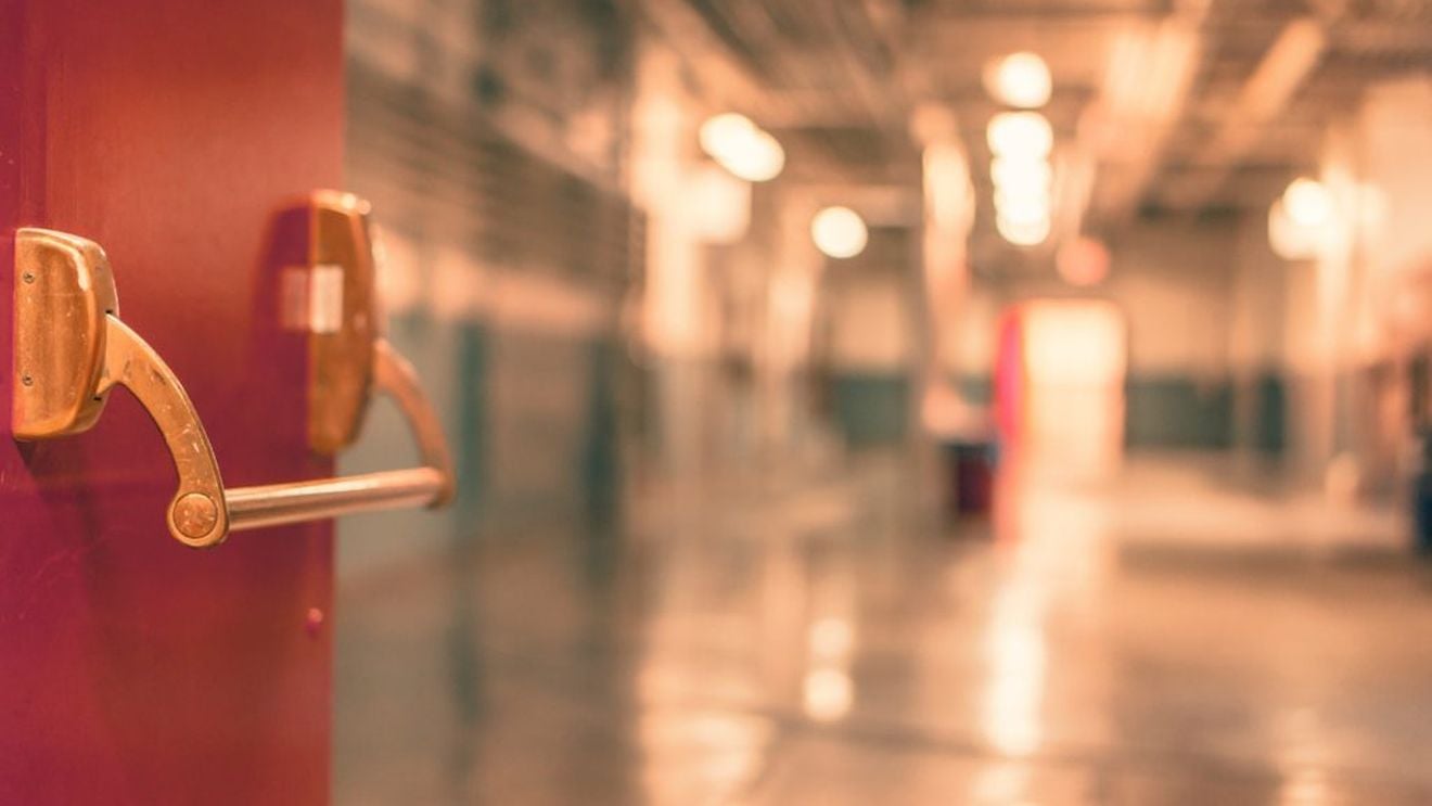 Trei școli din București au cursurile suspendate până pe 7 februarie, din cauza numărului de copii diagnosticați cu gripă – Administrația Spitalelor și Serviciilor Medicale București