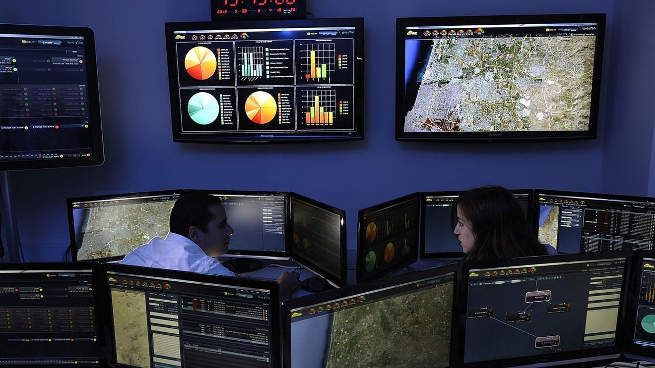 Israelienii de la Elbit Systems vor furniza României o soluţie avansată de combatere a sistemelor aeriene fără pilot (C-UAS). Compania a obţinut în România un contract de 60 de milioane de dolari