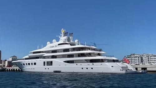 Iahturile oligarhilor, vânate în toată Europa: Nava miliardarului Serghei Galitsky a fost împiedicată să părăsească portul din Monaco