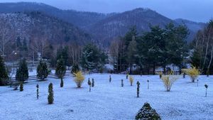 Zăpada mieilor: Ninsoare în zonele montane din județul Bihor înainte de Paște