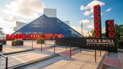 Eminem, Dolly Parton, Lionel Richie și trupele Eurythmics și Duran Duran, incluşi în "Rock and Roll Hall of Fame"/Ceremonia va avea loc sâmbătă la Los Angeles