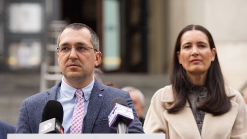 Vlad Voiculescu: Clotilde Armand nu-și va putea prelua mandatul de senator. Acesta va reveni următorului candidat de pe lista USR / Clotilde Armand este un simbol al integrității și al curajului în fața unui sistem corupt și ostil schimbării / Vom iniția noi demersuri judiciare