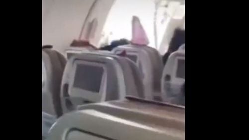 Coreea de Sud: un pasager a deschis ușa avionului în plină fază de aterizare