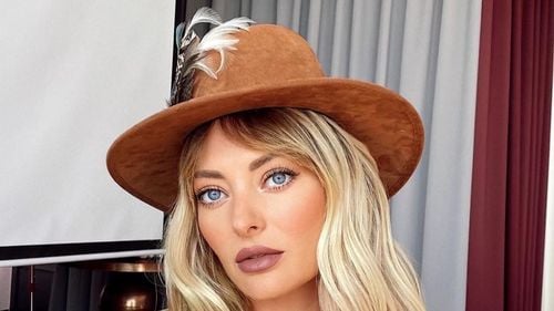 Delia și DJ Shiver, primii artiști români care folosesc noua tehnologie digitală NFT pentru a-și monetiza operele în criza concertelor