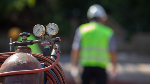 ANALIZĂ Anul 2022 le-a adus companiilor din industria extractivă afaceri record. Profitul net s-a triplat anul trecut. Topul celor mai puternice companii din industrie