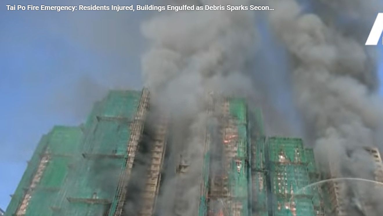 Trei bărbați din Hong Kong, arestați pentru omor din culpă după incendiul soldat cu cel puțin 40 de morți și aproape 300 de dispăruți