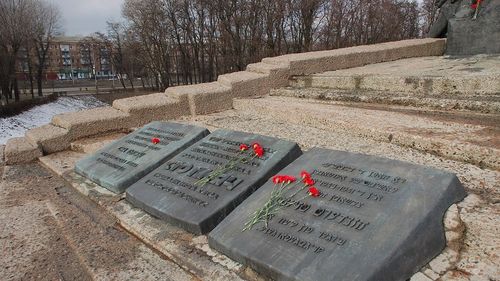 Muzeul Holocaustului din Israel condamnă atacul asupra turnului de televiziune, ca a deteriorat un memorial al Holocaustului din apropiere