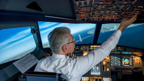 1.400 de zboruri pe zi pierd semnalul GPS în Rusia, Orientul Mijlociu și Europa / În România s-au semnalat 231 de cazuri / De ce se întâmplă și care sunt riscurile