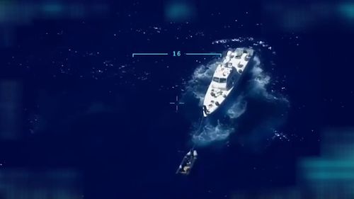 VIDEO Turcia acuză Grecia că a împins o barcă cu migranți înapoi în apele turcești