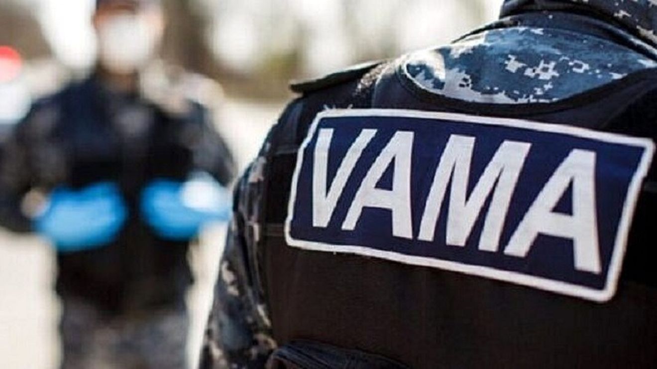BREAKING Vama Română dă afară șefi: Vor fi redistribuiți pe unul dintre cele peste 300 de posturi vacante la nivel national, anunță instituția