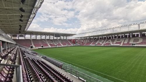 Cine transmite derbiul Rapid - CFR Cluj la tv: Programul complet al meciurilor din weekend din Superliga