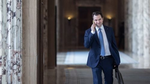 Ciolacu: Transmit public ministrului Energiei că are toată susținerea mea, am văzut că este atacat și de ONG-urile lui Soros, și de partide care fac jocul Rusiei / „Drill, Sebi! Drill!”