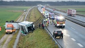 Trei români au murit în urma unui accident de autobuz în Slovenia /  Autobuzul s-a răsturnat în afara drumului