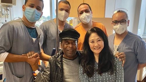 Pelé, internat din nou în spital. Tratament de chimioterapie pentru o tumoare la colon