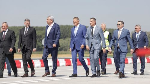 BREAKING Klaus Iohannis și Mihai Tudose, vehiculați drept posibili comisari europeni din partea României /  UPDATE Cele două nume vehiculate au slabe șanse să fie propuse de Guvern - surse