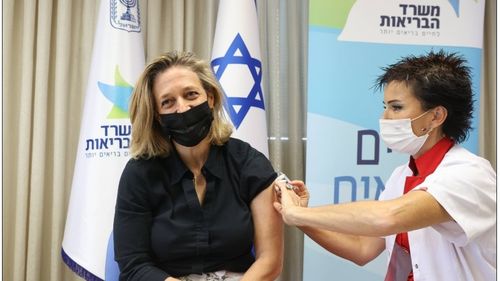 Şefa serviciului de sănătate publică din Israel, sub protecţia poliţiei după ce ar fi primit ameninţări cu moartea / Presa scrie că în spatele acestor amenințări s-ar afla antivacciniști