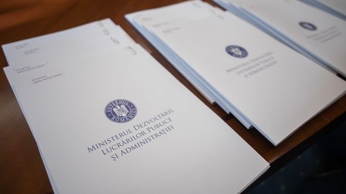 Ilie Bolojan, către reprezentaţii Asociaţiei Municipiilor din România: Investiţiile din PNRR vor continua planificat, astfel încât să ne asigurăm că vor primi finanţare proiectele care vor fi finalizate până la sfârşitul lunii august 2026