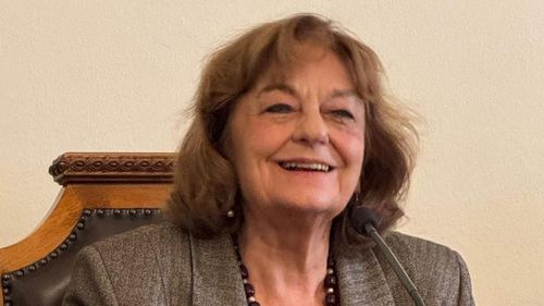 Ana Blandiana critică Academia Română, despre care spune că a respins alegerea lui Cărtărescu în for pentru că este „manipulată de ură, invidie, frustrări”