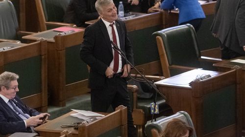 Liderul senatorilor PSD către premierul Bolojan: Dacă nu vă place această coaliţie, căutaţi-vă alta cu USR