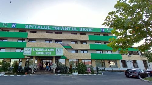 Un tânăr de 19 ani, paralizat după un grav accident rutier, începe să meargă din nou, la Spitalul de Recuperare Medicală ”Sfântul Sava”, din Pantelimon