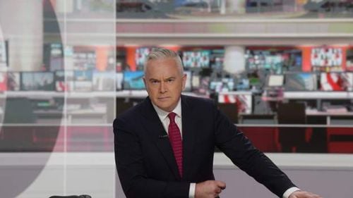Fosta vedetă BBC Huw Edwards, condamnat cu suspendare pentru posesie de conținut pornografic cu minori. El a fost însă trecut în registrul agresorilor sexuali