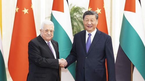 Xi Jinping i-a promis președintelui Mahmoud Abbas că Beijingul îşi va ridica relaţiile diplomatice la nivel „strategic” cu autorităţile palestiniene