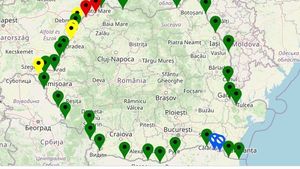 Timp de aşteptare de peste două ore la ieşirea din ţară prin Vama Petea / Şi la Vama Urziceni este aglomerat pe sensul de ieşire din ţară – 90 de minute