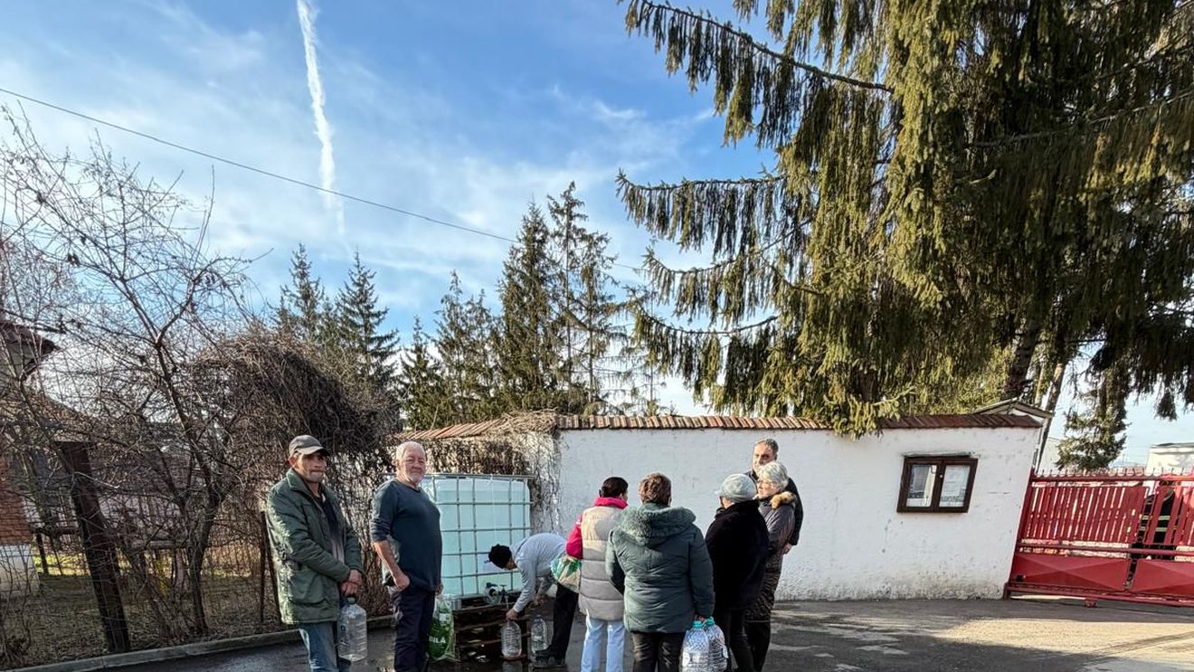 Bacterii periculoase descoperite în stația de tratarea apei de la Curtea de Argeș / Primăria tace deși DSP Argeș a cerut autorităților locale să informeze populația / 173 de zile de când 30.000 de oameni nu au apă potabilă