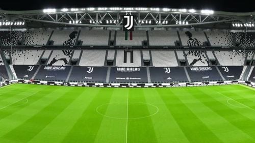 Echipa de fotbal Juventus Torino ar putea recupera cele 15 puncte cu care a fost penalizată, datorită unui viciu de procedură / Sancțiunea, din cauza unor fraude contabile