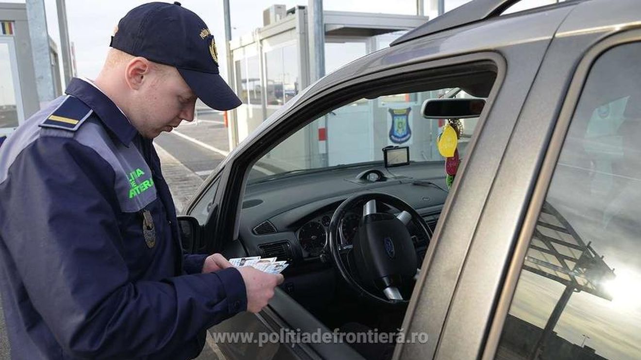 Aproape un milion de persoane au tranzitat frontierele naţionale în weekendul trecut