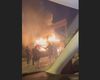 Incendiu puternic la mai multe standuri dintr-o piaţă en-gros de fructe şi legume din Piteşti
