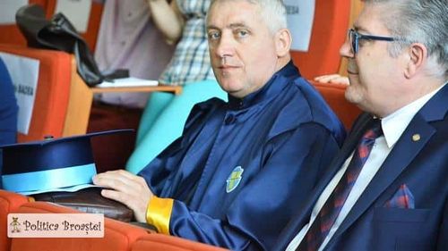 Exclus din PSD, Țuțuianu vrea să facă ”Unirea” tuturor senatorilor independenți. Traian Băsescu a fost lăsat pe margine