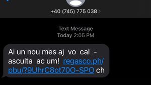 Avertisment al Poliției: Nu deschideți mesaje audio primite prin SMS. Atacatorii vizează datele sensibile, personale, financiare și de autentificare de pe telefon
