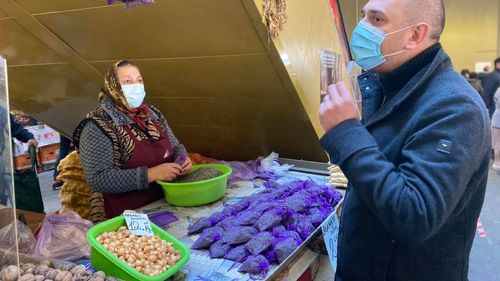 Primarul Sectorului 2, Radu Mihaiu, anunță că Piața Obor rămâne deschisă