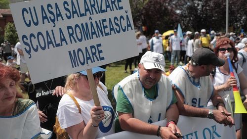 Ligia Deca invocă posibilitatea ca legea salarizării să nu fie gata până la 1 ianuarie: „Trebuie să găsim o soluție chiar și pe actuala legislație, pentru ca profesorii să primească ceea ce li s-a promis” / În greva generală, guvernul a insistat că nu e posibil fără Legea salarizării