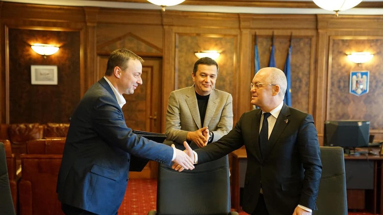 Clujul a încheiat un parteneriat cu CNAIR pentru realizarea centurii metropolitane / Centura metropolitană va aduce șase benzi pe DN 1 între Florești și Cluj-Napoca și va costa 1,4 miliarde de euro