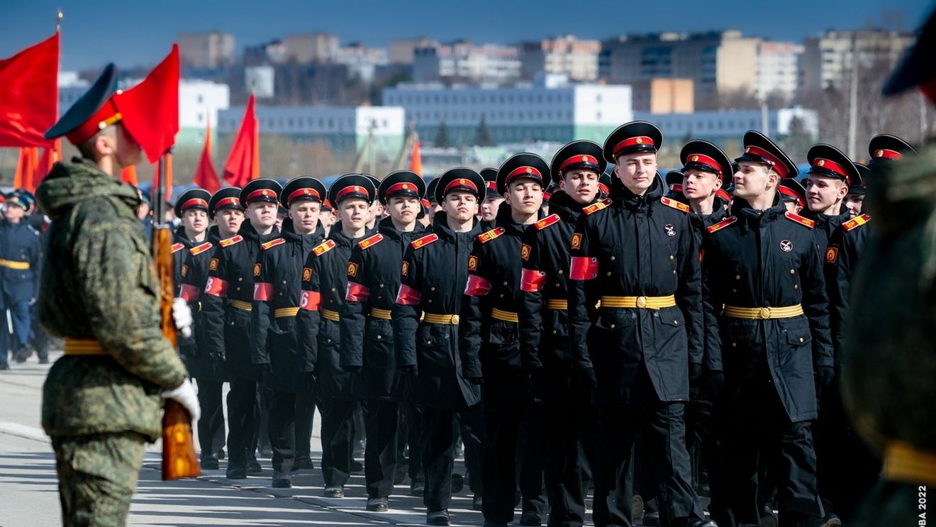 Serviciile secrete britanice: Rusia a demis comandanți de rang înalt care au avut "performanțe slabe" în primele etape ale invaziei din Ucraina