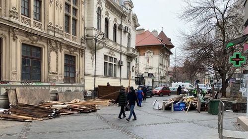 Nicușor Dan anunță că a demolat construcțiile de lemn din fața fostei case a lui Tache Ionescu, monument istoric de categoria B