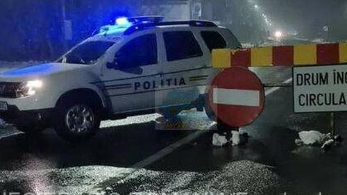 Trei tronsoane de drumuri naționale sunt închise din cauza viscolului și a ninsorii în triunghiul Vrancea-Brăila-Buzău